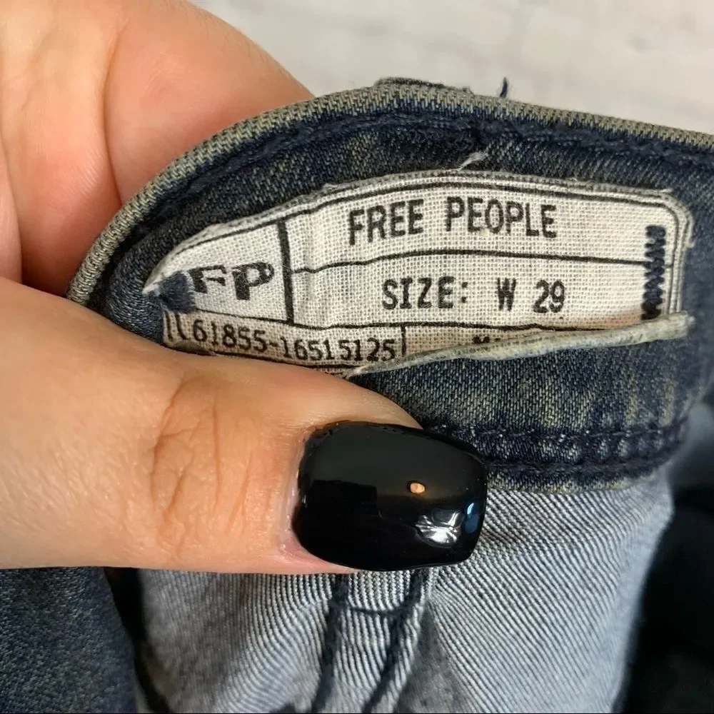 Free People Modern Straight Leg Jeans size 29